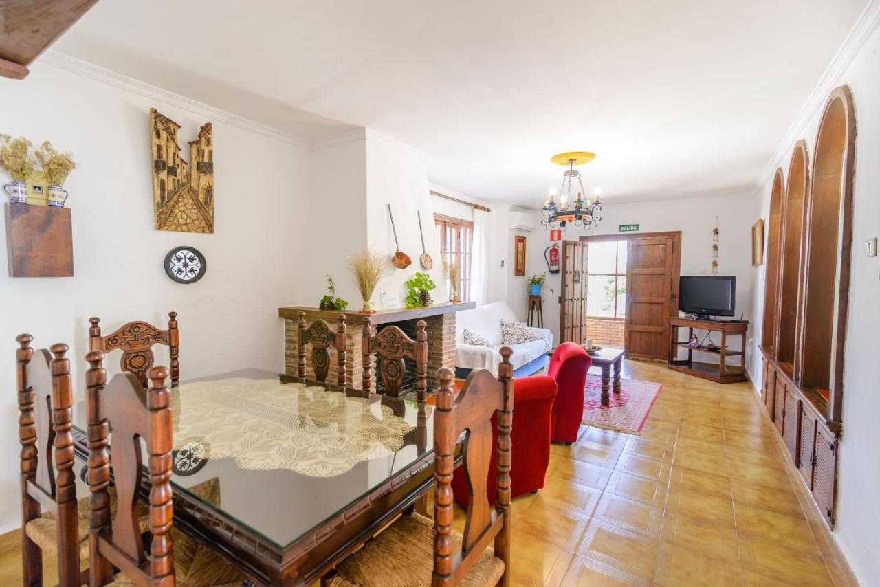 Casa Patio De Los Naranjos Piscina Privada Alcaucín Eksteriør bilde